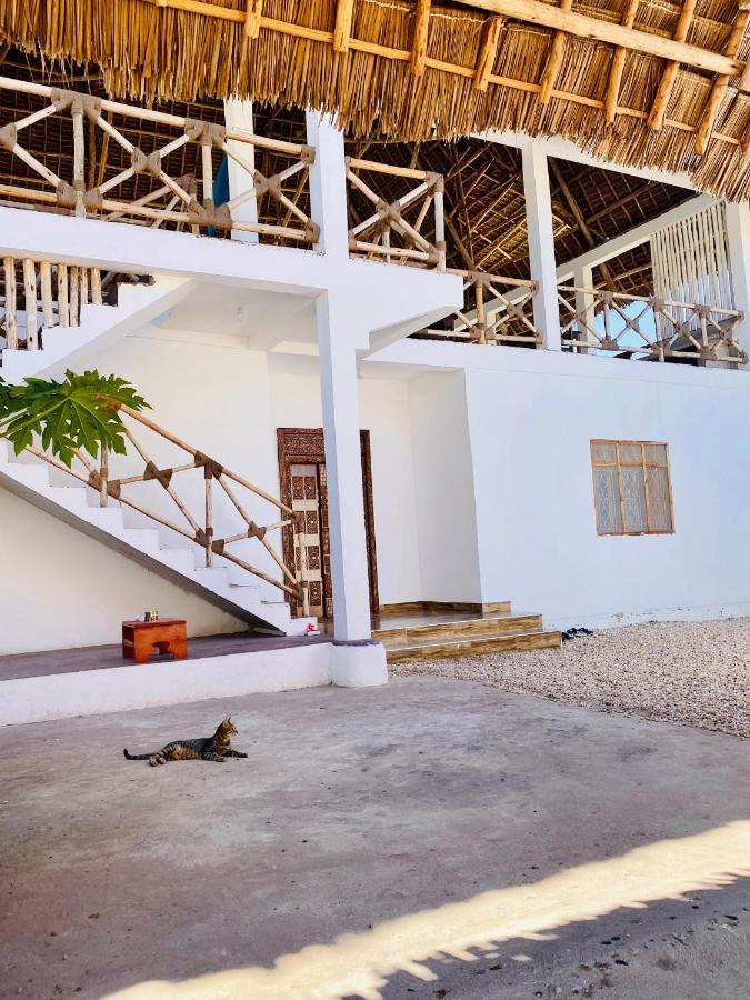 Mamayoyo House นูงวี ภายนอก รูปภาพ