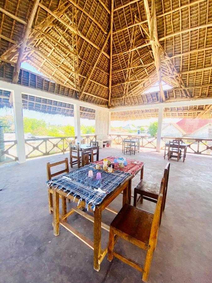 Mamayoyo House นูงวี ภายนอก รูปภาพ